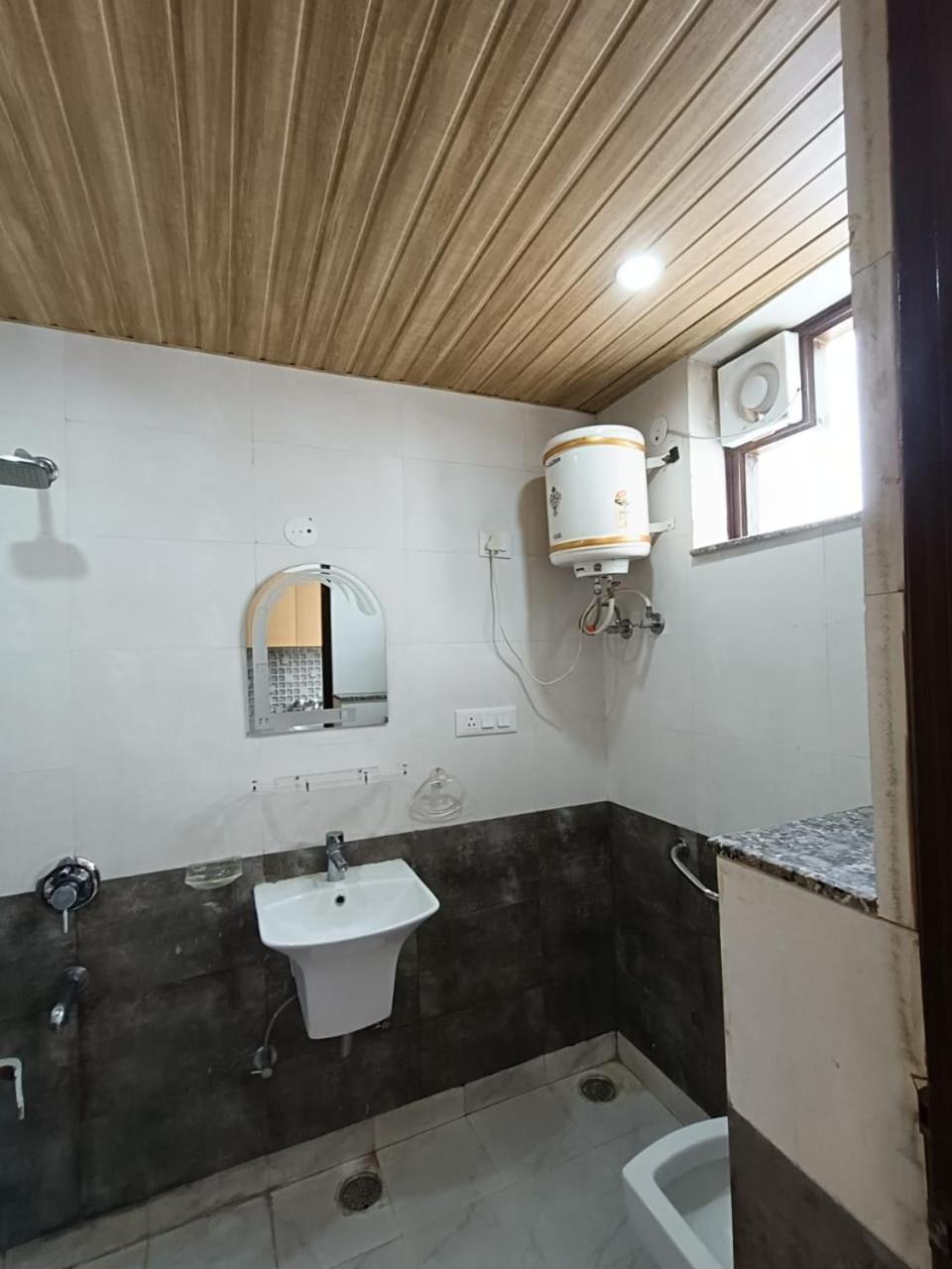 Mulmul By Westay Gurgaon Exteriör bild